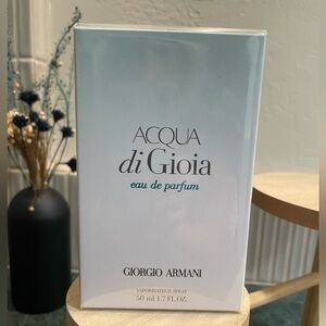 Giorgio Armani Acqua di Gioia perfume